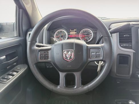 Used 2015 RAM 2500 Tradesman w/ Chrome Appearance Group image 16