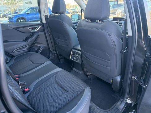 Used 2023 Subaru Forester Premium image 25