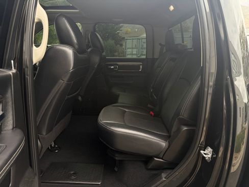 Used 2018 RAM 2500 Laramie w/ Sport Appearance Group AWD/4WD image 33