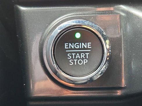 Used 2022 Ford F150 XLT w/ Equipment Group 302A High image 17