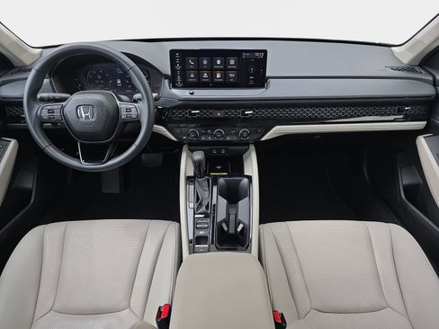 Certified 2025 Honda Accord EX-L image 9