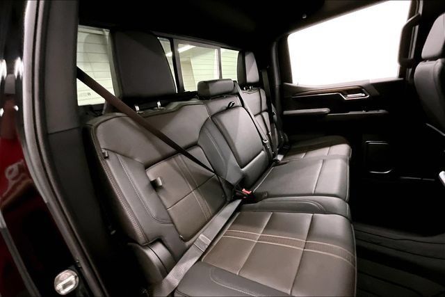 Used 2024 Chevrolet Silverado 1500 High Country w/ LPO, Dark Essentials Package AWD/4WD image 27