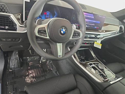 New 2026 BMW X5 xDrive40i w/ M Sport Package image 16