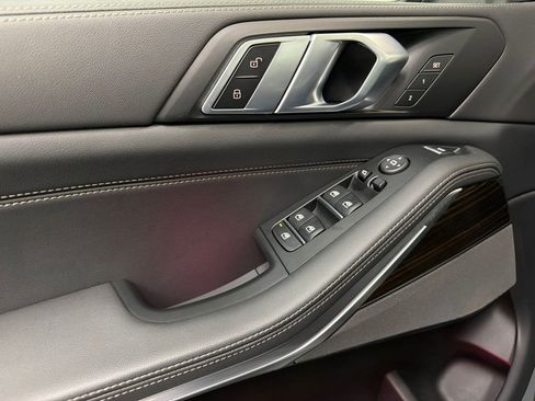 Used 2026 BMW X5 xDrive40i image 32