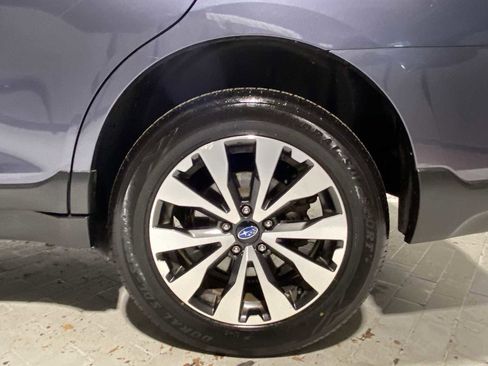 Used 2015 Subaru Outback 2.5i Limited image 8