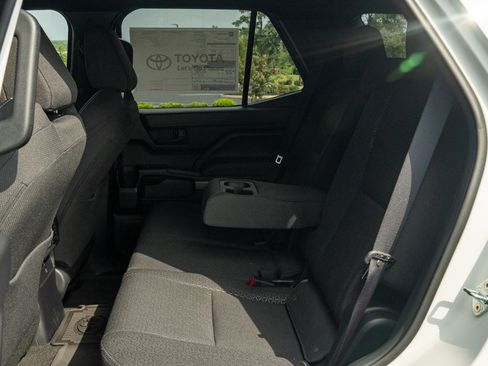 Used 2026 Toyota 4Runner SR5 RWD image 14