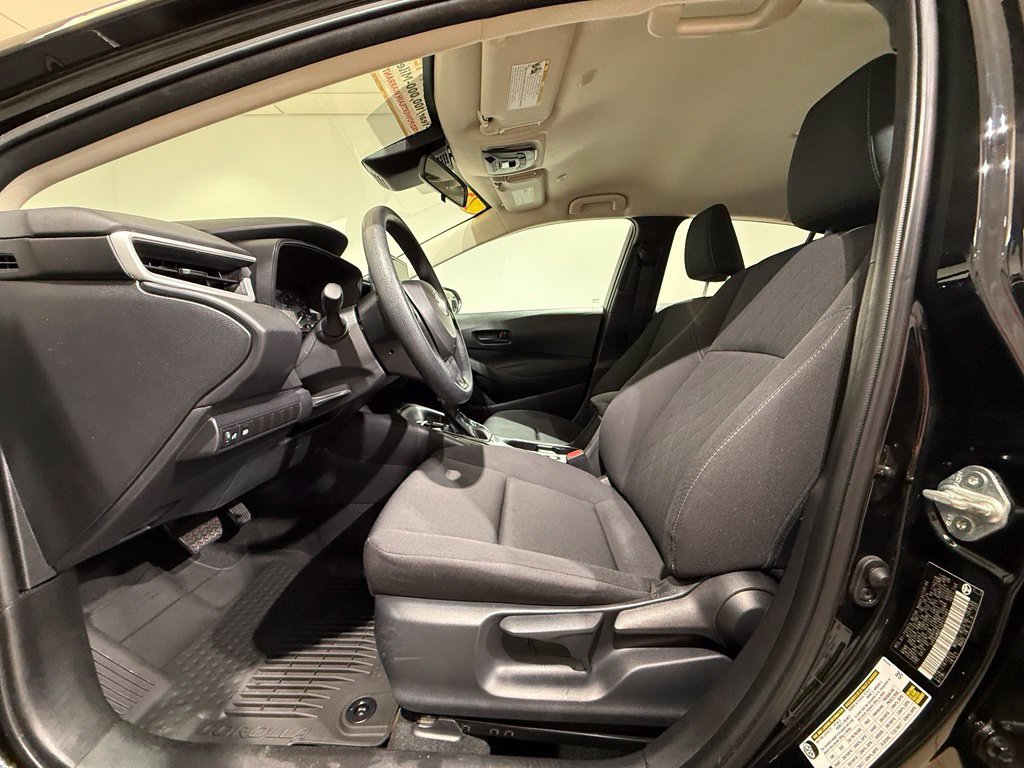 Certified 2025 Toyota Corolla LE FWD image 12