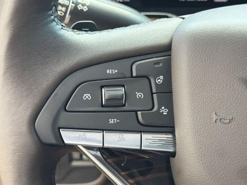 Used 2021 Cadillac Escalade Sport w/ Driver Assist Tech Package AWD/4WD image 28