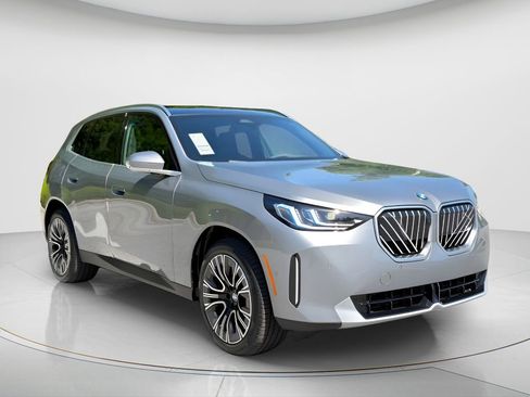 New 2026 BMW X3 xDrive30 w/ Premium Package image 3