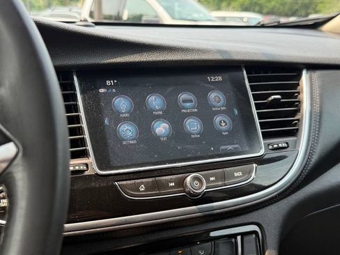 Used 2020 Buick Encore Preferred FWD image 16