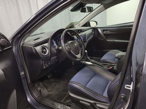 Used 2019 Toyota Corolla SE FWD image 12