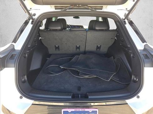 Used 2024 Chevrolet Equinox EV LT FWD image 6