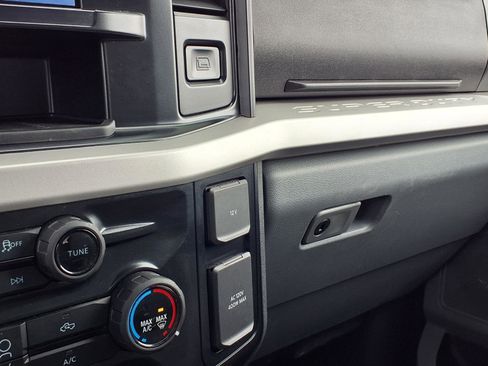 Used 2025 Ford F250 XLT image 12