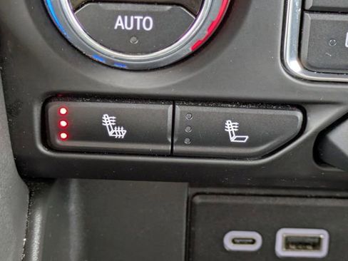 Used 2024 Chevrolet Tahoe LT image 25