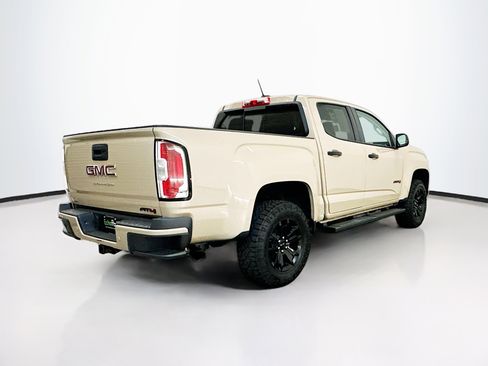 Used 2022 GMC Canyon AT4 image 9
