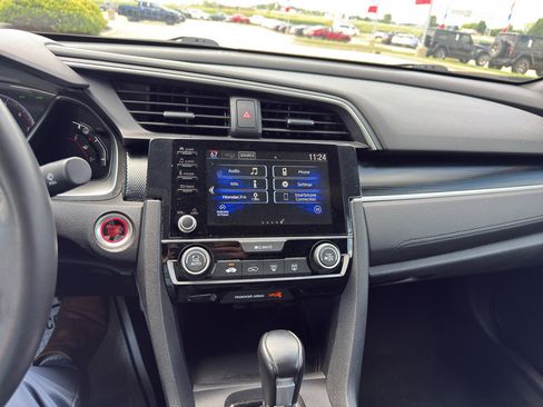 Used 2020 Honda Civic Sport image 14