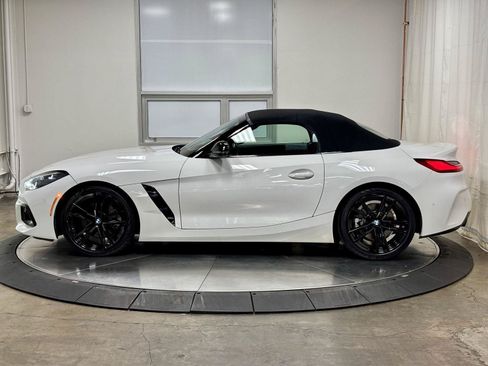 Used 2023 BMW Z4 sDrive30i w/ Premium Package RWD image 14
