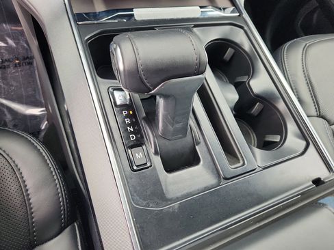Used 2024 Ford F150 Platinum AWD/4WD image 22
