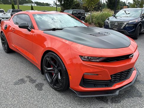 Used 2021 Chevrolet Camaro SS RWD image 5