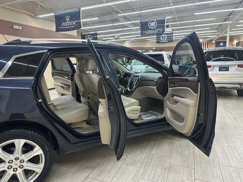 Used 2016 Cadillac SRX Premium image 12