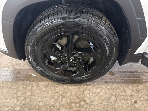 Certified 2023 Hyundai Tucson SE AWD/4WD image 11
