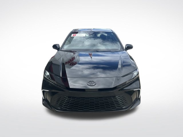 Used 2026 Toyota Camry SE w/ Convenience Package FWD image 3