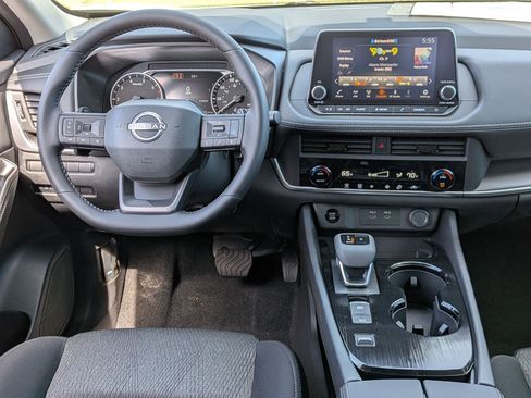 New 2026 Nissan Rogue SV FWD image 27