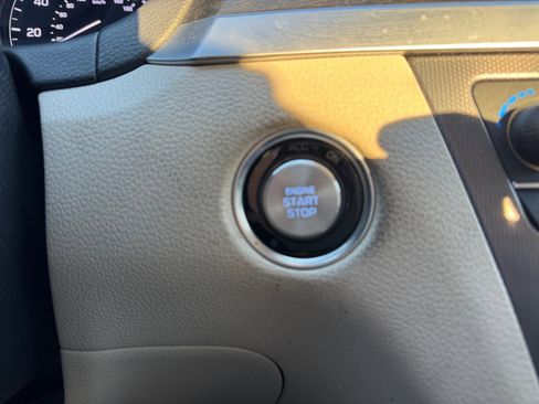 Used 2016 Hyundai Genesis 3.8 w/ Option Group 02 image 30