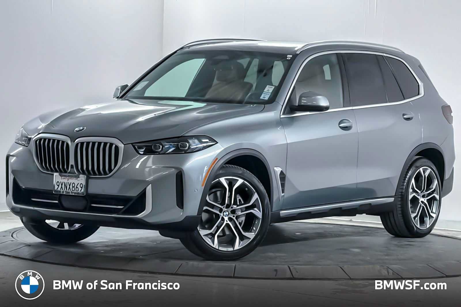 Used 2026 BMW X5 xDrive40i w/ Climate Comfort Package AWD/4WD image 1