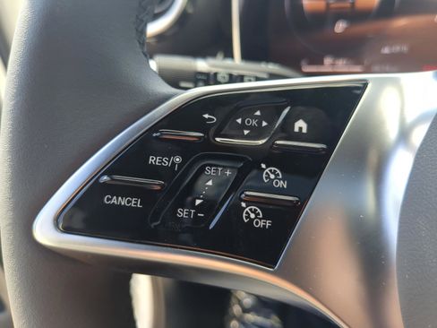 Certified 2026 Mercedes-Benz GLC 300 image 28
