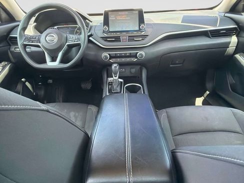 Used 2021 Nissan Altima 2.5 SV FWD image 15