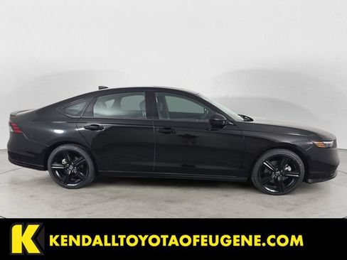 Used 2024 Honda Accord Sport image 6