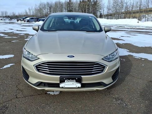 Used 2019 Ford Fusion SE image 8