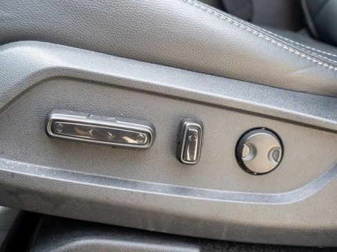 Used 2024 Honda Pilot Touring image 38