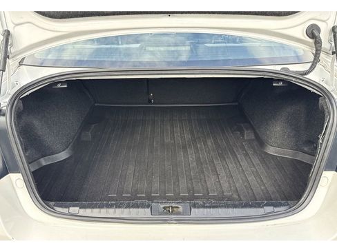 Used 2018 Subaru Legacy 2.5i Sport image 9