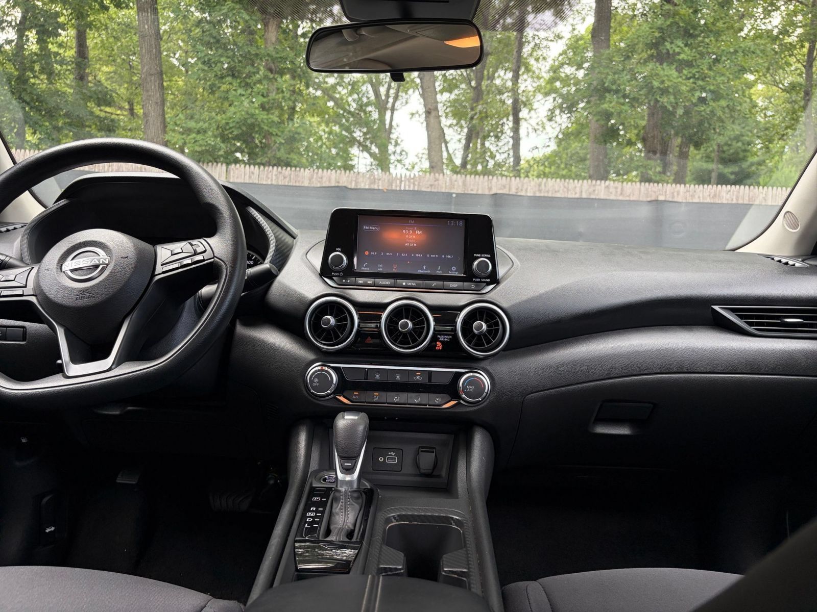Used 2025 Nissan Sentra S FWD image 30