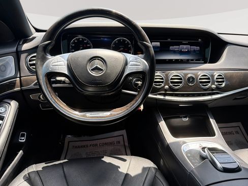 Used 2017 Mercedes-Benz S 550 4MATIC Sedan image 11