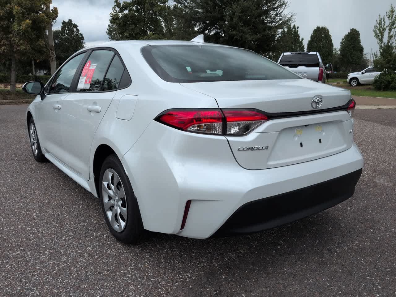 New 2027 Toyota Corolla LE FWD image 4