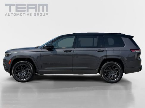 Used 2025 Jeep Grand Cherokee L Summit AWD/4WD image 4