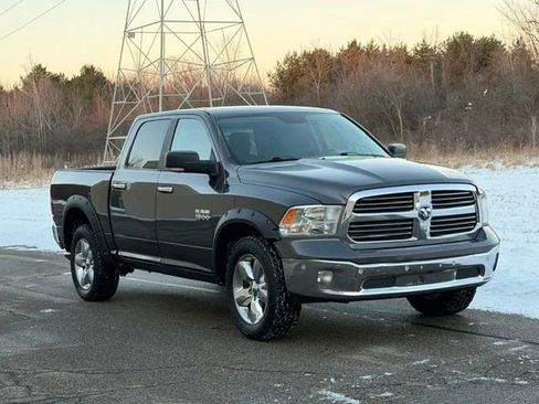 Used 2017 RAM 1500 Big Horn AWD/4WD image 3