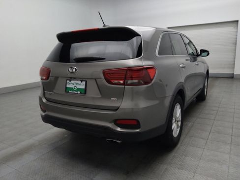 Used 2019 Kia Sorento L image 9