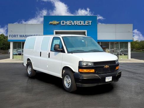 New 2025 Chevrolet Express 2500 Work Van w/ Driver Convenience Package image 1