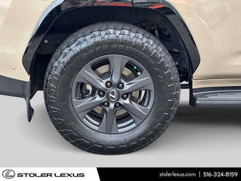 Certified 2025 Lexus LX 700h Overtrail AWD/4WD image 11