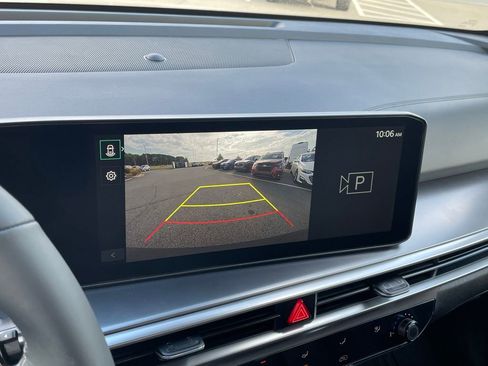 New 2026 Kia Sorento LX image 17