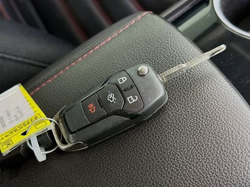 Used 2013 Ford Fusion SE image 21