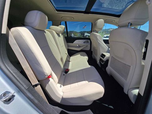 Used 2026 Mercedes-Benz GLS 450 4MATIC image 13