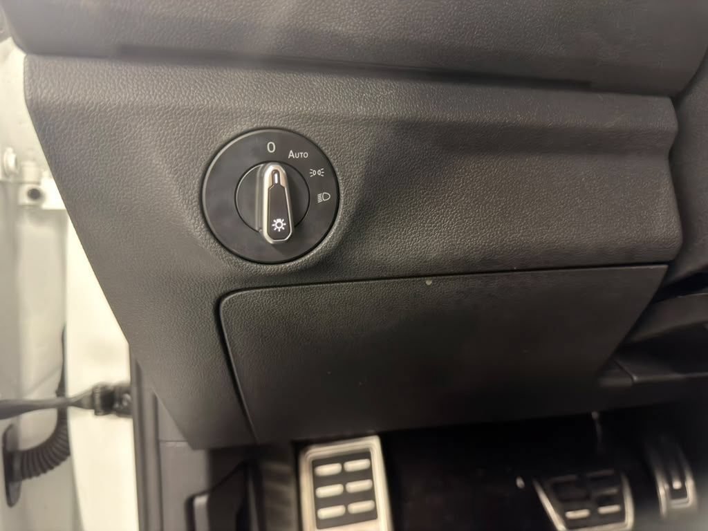 Used 2023 Volkswagen Jetta Sport FWD image 29