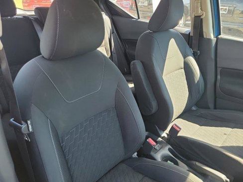 Used 2021 Nissan Kicks S FWD image 29