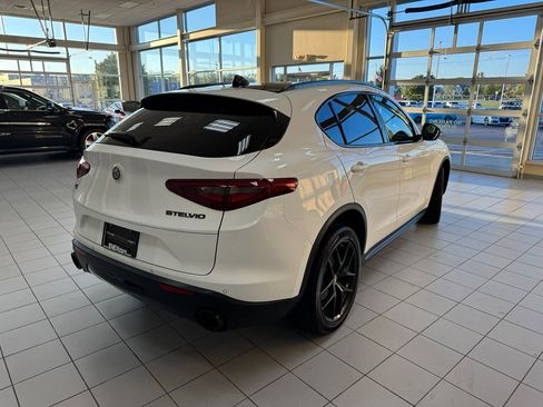 Used 2019 Alfa Romeo Stelvio Ti Sport w/ Quick Order Package 22S Sport image 8