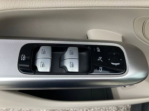 Certified 2024 Mercedes-Benz GLC 300 w/ Advanced USB Package image 28